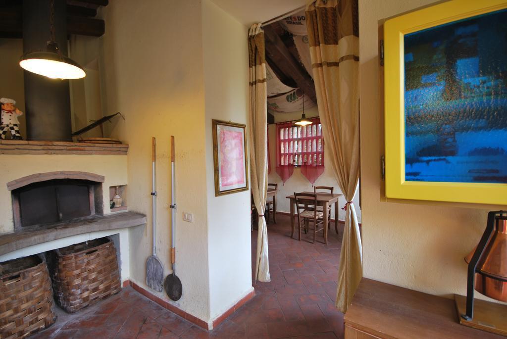 San Martin Del Colle Holiday Home Casciana Terme Rum bild